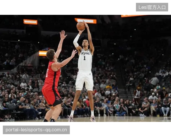 NBA掘金内线轻松吃饼得分